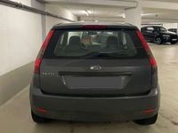 gebraucht Ford Fiesta 1.3