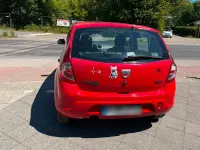 Gebraucht Dacia Sandero 75 PS (55 kW) 2009 Rot Kleinwagen