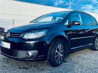 Gebraucht VW Touran Highline 177 PS (130 kW) 2015 Schwarz Van / Kleinbus