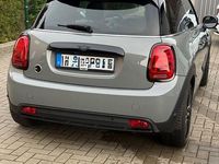 Gebraucht Mini Cooper SE 75 kW (102 PS) 2021 Grau Kleinwagen