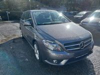 Gebraucht Mercedes B200 156 PS (114 kW) 2013 Grau Van / Kleinbus