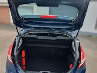 Gebraucht Ford Fiesta 101 PS (74 kW) 2016 Blau Kleinwagen