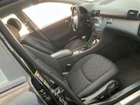 Gebraucht Mercedes C180 143 PS (105 kW) 2007 Schwarz Kombi