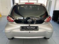Gebraucht Toyota Aygo Cool 68 PS (50 kW) 2013 Silber Kleinwagen