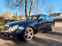 Gebraucht Mercedes E200 184 PS (135 kW) 2006 Blau Limousine