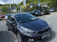 Gebraucht Kia Ceed Sportswagon 99 PS (72 kW) 2014 Schwarz Kombi