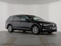 Gebraucht VW Passat Comfortline 150 PS (110 kW) 2019 Deep black perleffekt Kombi