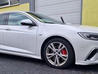 Usado Opel Insignia 209 HP (153 kW) 2019 Branco Coupé