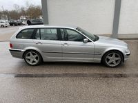 Gebraucht BMW 320 150 PS (110 kW) 2000 Silber Kombi