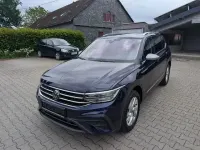 Gebraucht VW Tiguan Allspace Life 190 PS (139 kW) 2023 Blau SUV