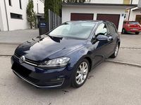 Gebraucht VW Golf VII Highline 150 PS (110 kW) 2015 Blau Limousine