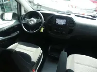 Gebraucht Mercedes Vito 136 PS (100 kW) 2023 Silber Van