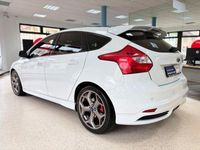 Gebraucht Ford Focus ST 250 PS (183 kW) 2013 Weiß Limousine