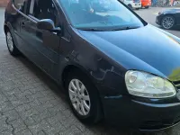 Usado VW Golf 105 HP (77 kW) 2004 Preto Coupé