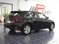 Gebraucht Kia Ceed Vision 136 PS (100 kW) 2019 Zilinaschwarz Kleinwagen