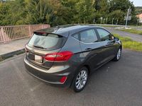 Gebraucht Ford Fiesta Titanium 101 PS (74 kW) 2019 Grau Kleinwagen