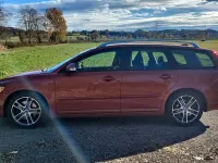 Gebraucht Volvo V50 Summum 177 PS (130 kW) 2011 Orange Kombi