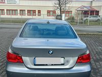 Gebraucht BMW 525 192 PS (141 kW) 2004 Silber Limousine
