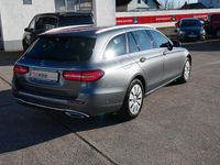 Gebraucht Mercedes E220 Avantgarde 194 PS (142 kW) 2017 Grau Limousine