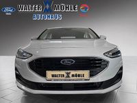 Gebraucht Ford Focus 101 PS (74 kW) 2022 Frostweiß Limousine