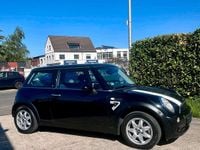 Used Mini Cooper 90 HP (66 kW) 2006 Black Hatchback