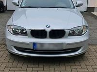 Gebraucht BMW 118 143 PS (105 kW) 2011 Silber Kleinwagen