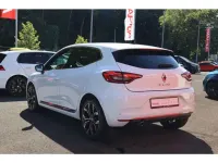 Gebraucht Renault Clio Techno 91 PS (66 kW) 2022 Gletscherweiß Kleinwagen
