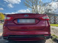 Gebraucht Ford Mondeo 211 PS (155 kW) 2016 Rot Limousine