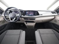 Gebraucht VW Multivan Life 204 PS (150 kW) 2024 Rot Van