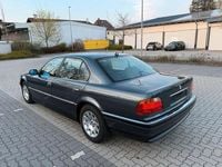 Usata BMW 728 192 CV (141 kW) 2000 Grigio Berlina