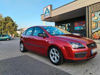 Gebraucht Ford Focus 100 PS (73 kW) 2006 Orange Limousine