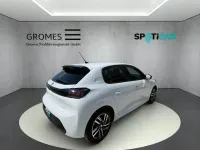 Gebraucht Peugeot 208 Allure 101 PS (74 kW) 2023 Weiß Kleinwagen