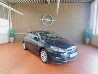 Gebraucht Opel Astra Active 140 PS (102 kW) 2013 Grün Limousine