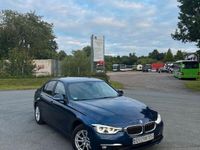 gebraucht BMW 320 i F30 Facelift 184ps Automatik blau - TÜV bis 2/2026