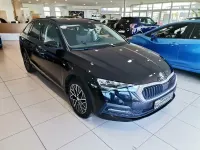 Gebraucht Skoda Octavia Clever 150 PS (110 kW) 2022 Schwarzmagic perleffekt Kombi