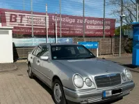 Gebraucht Mercedes E240 170 PS (125 kW) 1998 Silber Limousine