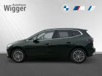 Neu BMW 218 Active Tourer Luxury Line 136 PS (100 kW) 2026 Gruen Van / Kleinbus