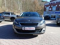 Gebraucht Peugeot 308 150 PS (110 kW) 2016 Lackierung moka/metalliclackierung (metallic) Kombi