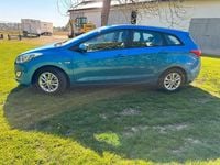 Second-hand Hyundai i30 120 CP (88 kW) 2017 Albastru Break