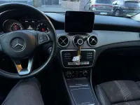 Gebraucht Mercedes GLA180 122 PS (89 kW) 2019 Grau SUV