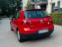 Gebraucht VW Golf V 105 PS (77 kW) 2005 Rot Kleinwagen