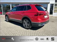Gebraucht VW Tiguan Allspace Elegance 150 PS (110 kW) 2023 Kings red metallic SUV