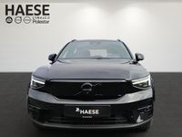 Neu Volvo EX40 Single Motor Extended Range 185 kW (252 PS) 2026 Schwarz SUV