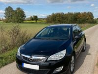 Gebraucht Opel Astra Selection 116 PS (85 kW) 2011 Schwarz Limousine