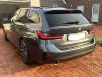 Gebraucht BMW 330e Sport Line 292 PS (214 kW) 2021 Grau Kombi
