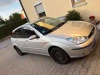 Gebraucht Ford Focus Ghia 116 PS (85 kW) 2002 Silber Kombi