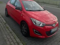 Gebraucht Hyundai i20 86 PS (63 kW) 2013 Rot Kleinwagen