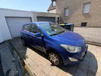 Gebraucht Hyundai i20 Edition 86 PS (63 kW) 2012 Blau Kleinwagen