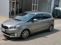 Gebraucht Kia Carens 136 PS (100 kW) 2013 Beige Van / Kleinbus