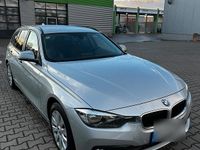 Gebraucht BMW 318 150 PS (110 kW) 2016 Silber Kombi